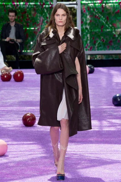 Look 23